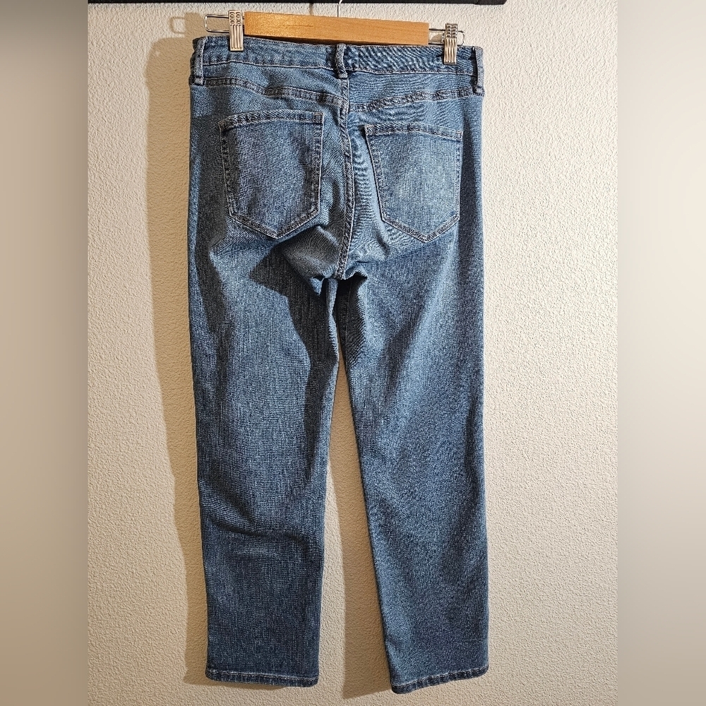 FRAYED JEANS High Rise Straight Jeans - Picture 4 of 7